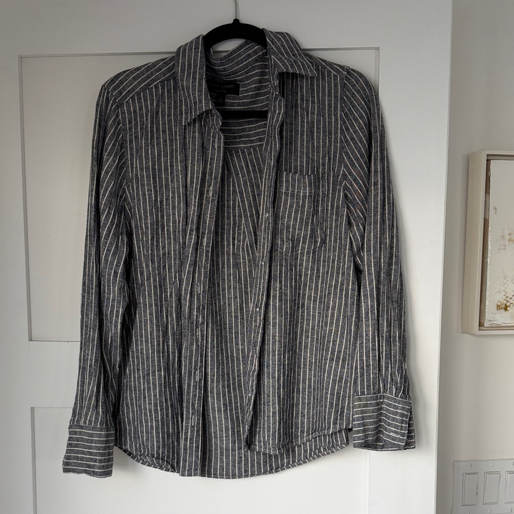 Banana republic linen Striped Button-Up Shirt in blue and White